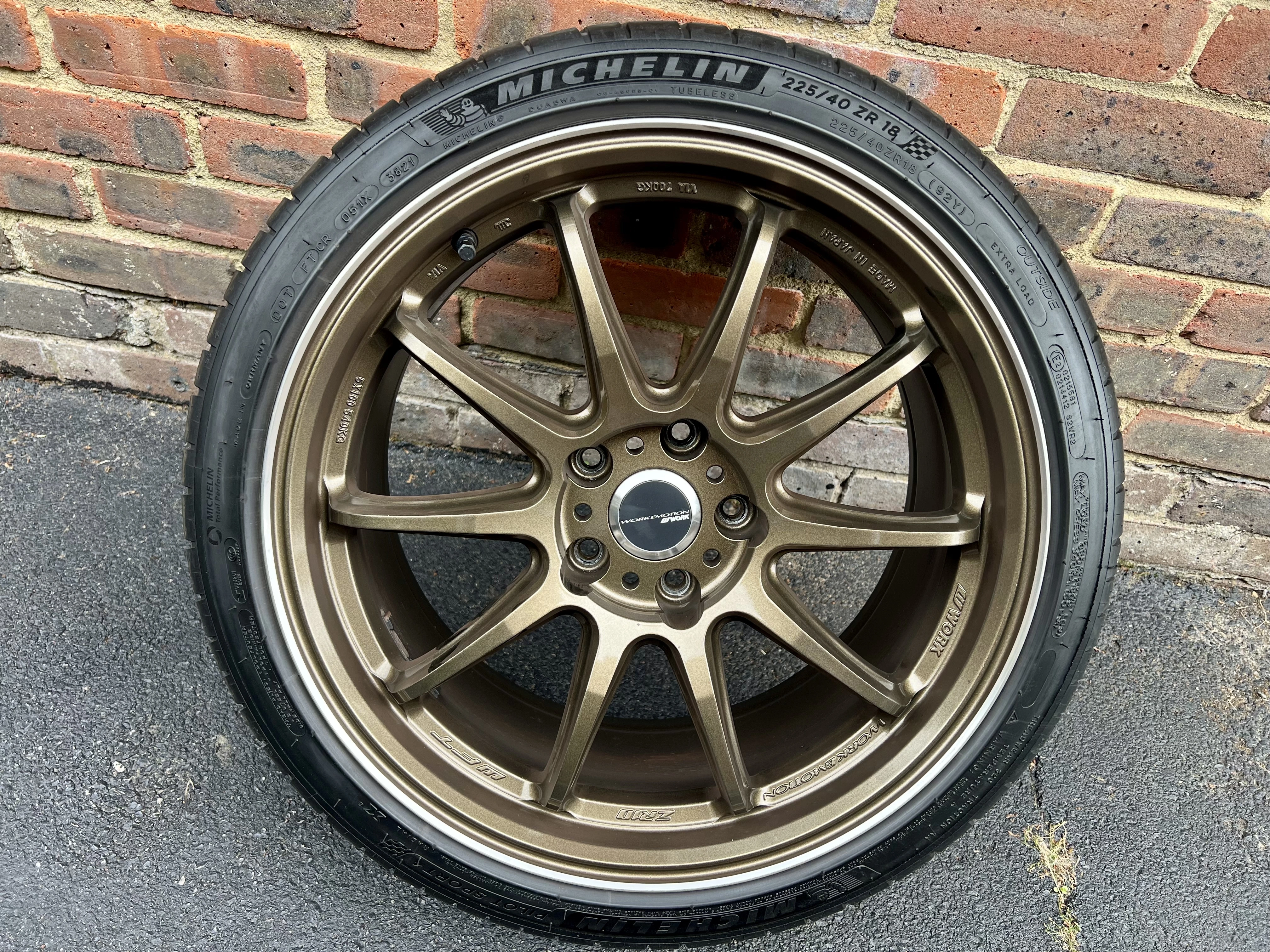 Sold - Work Emotion ZR10 18x8.5 ET32 5x114.3 with Michelin Pilot